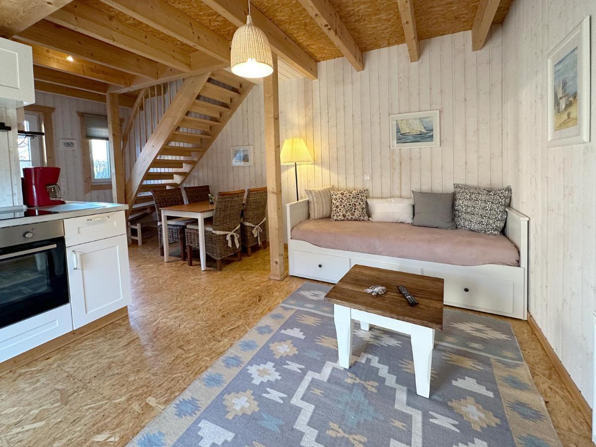 Ferienwohnungen Im Schwedenstil Папенбург Екстериор снимка