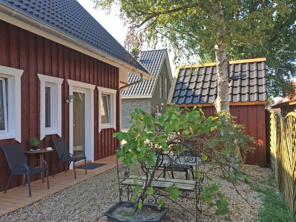 Ferienwohnungen Im Schwedenstil Папенбург Екстериор снимка
